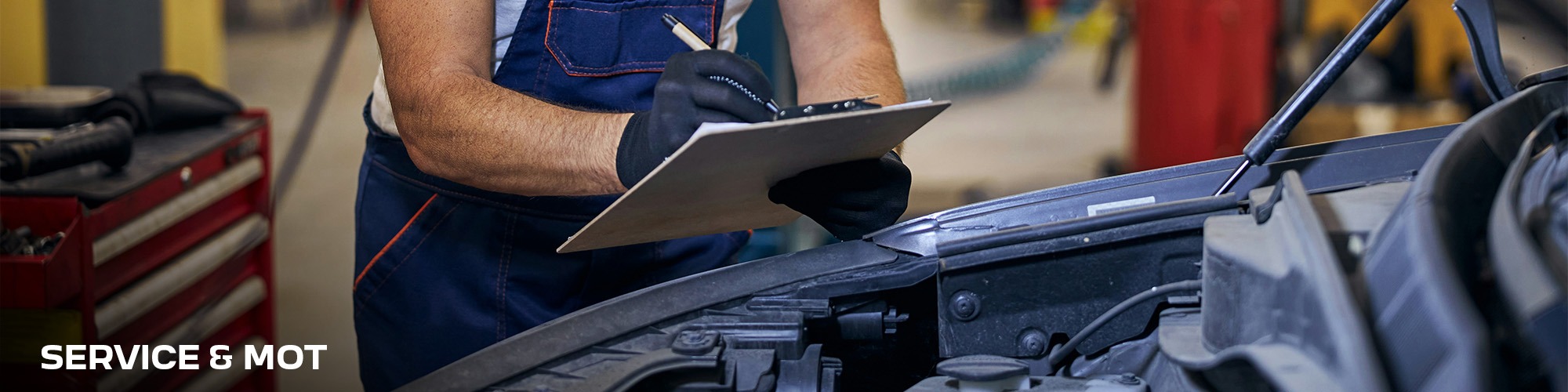 Servicing at Pratt & Gelsthorpe